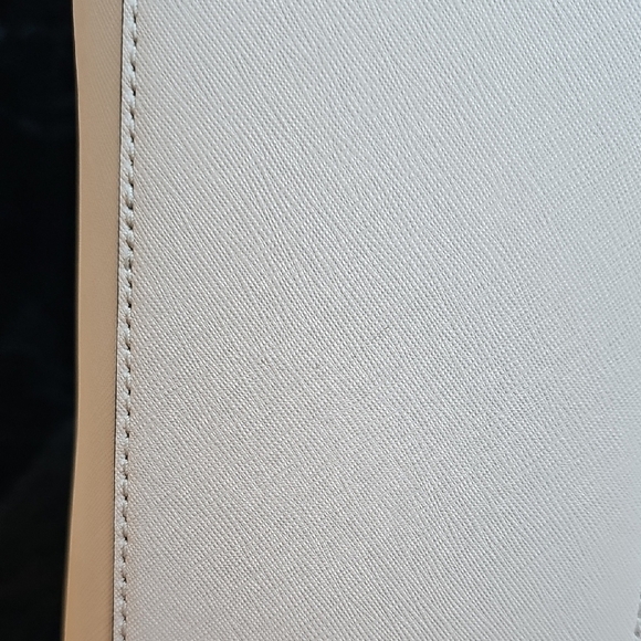 Kate Spade LIMITED EDITION Cream Satchel Bag With Crossbody Strap - Picture 15 of 16